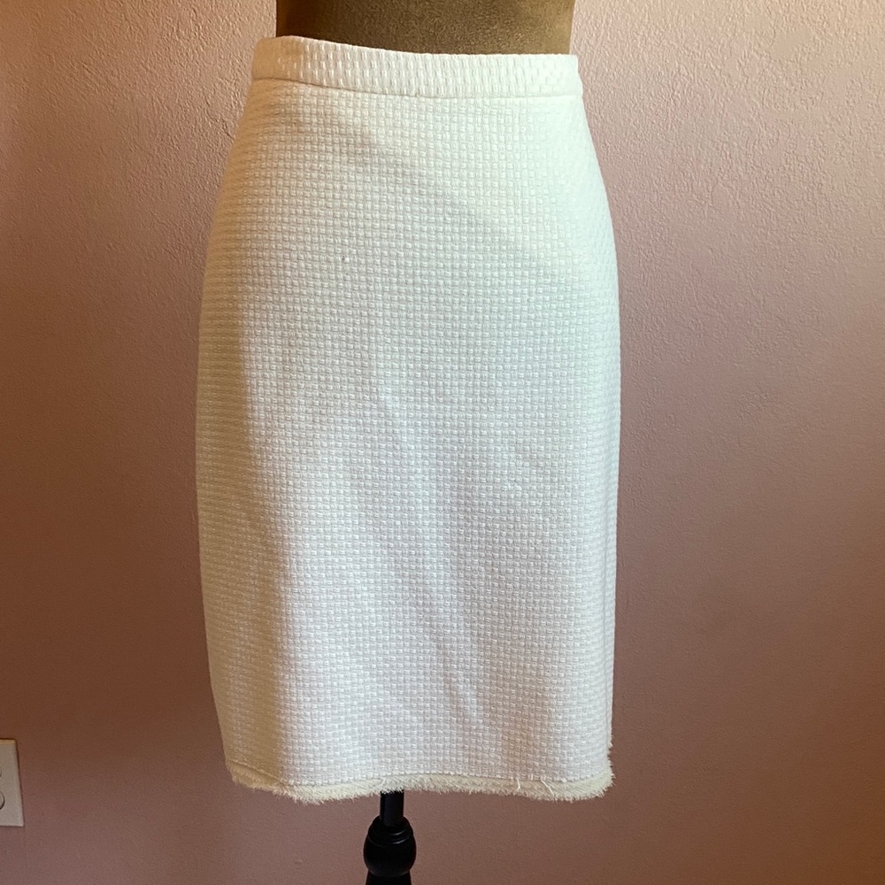 Banana Republic 90% Wool White Textured Pencil Skirt